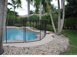 2573 Jardin Ct, Weston, FL 33327