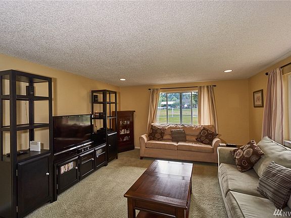 3rd image of 3903 53rd Street Ct E