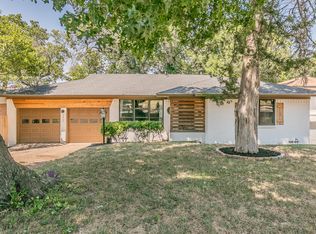 1415 Autumn Leaves Trl, Dallas, TX 75241