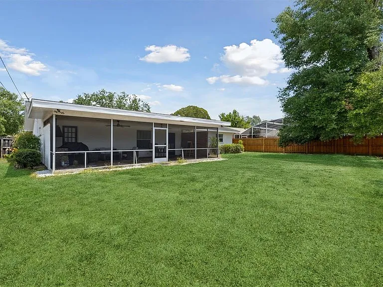 4416 Jamerson Pl — Photo 32