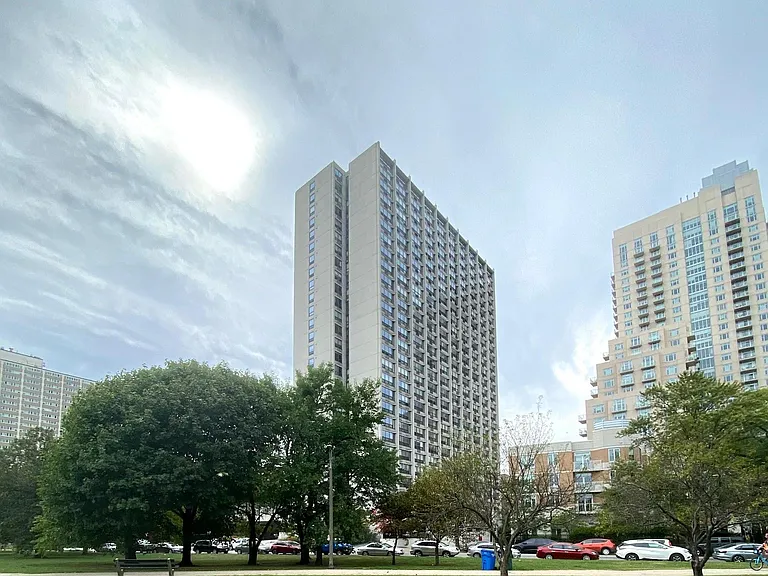 5100 N Marine Dr #23K — Photo 26