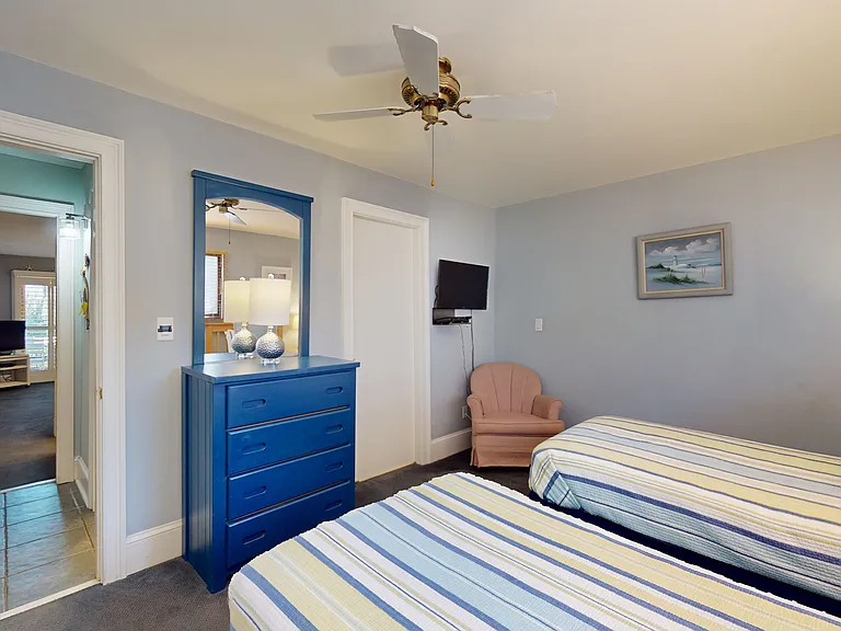 45 Queens Folly Rd #665 — Photo 13