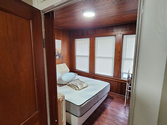 back bedroom