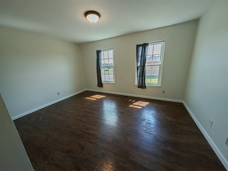 707 Walker Rd — Photo 31