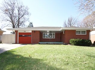 7301 Englewood Dr, Lincoln, NE 68510