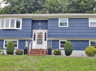 8 Lundy Ter, Butler, NJ 07405