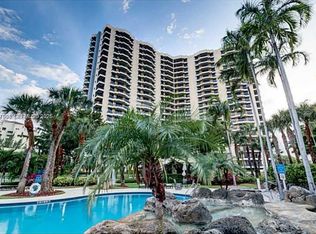 3300 NE 191st St APT 1402, Aventura, FL 33180