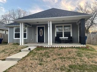 230 W Munson St, Denison, TX 75020