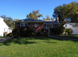 277 Roberts Rd, Orange, NJ 07050