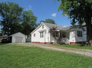 707 W South St, Mascoutah, IL