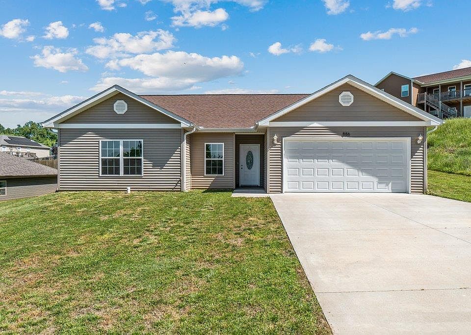 1st image of 886 Casquin Dr