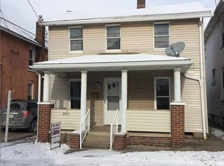 219 1/2 Friendship St, New Castle, PA 16101