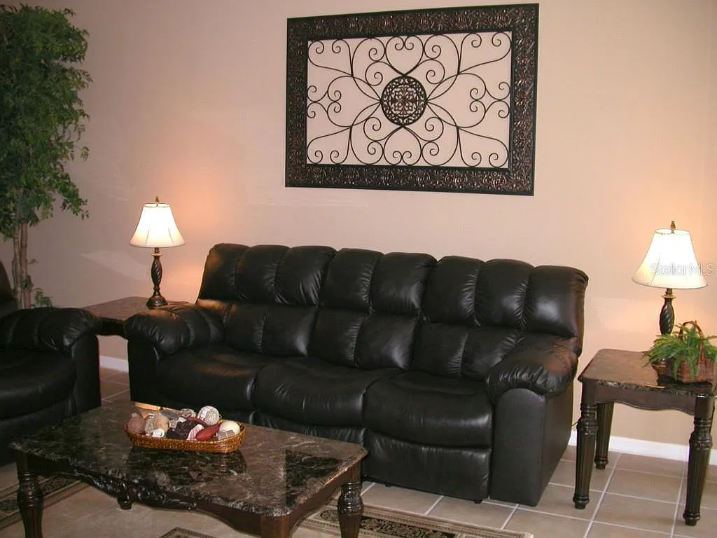 3 bed, 1559 sqft, $3,600 — Photo 4