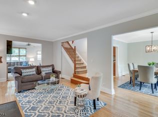 7 Milton Ave, Florham Park, NJ 07932
