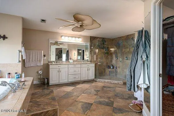 810 Madam Moores Ln #A — Photo 38