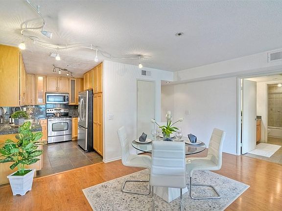 4th image of 2568 Albatross St Unit 3J