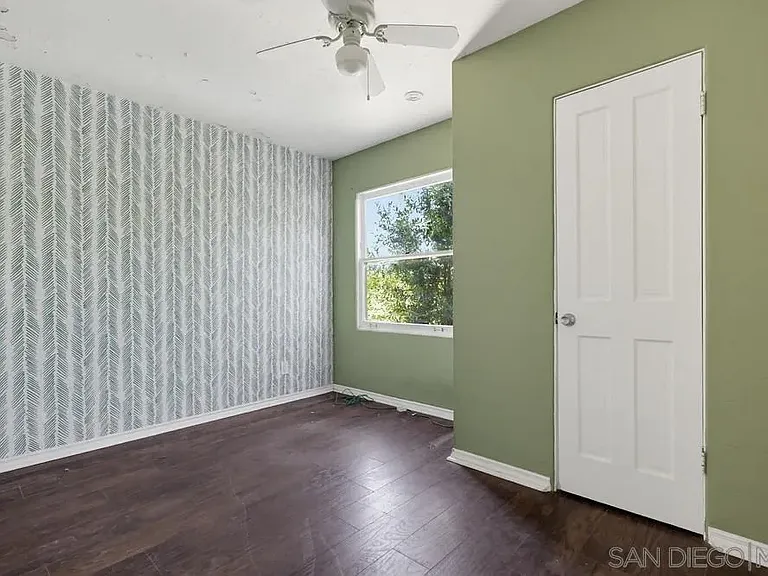 3328 Harbor View Dr — Photo 18