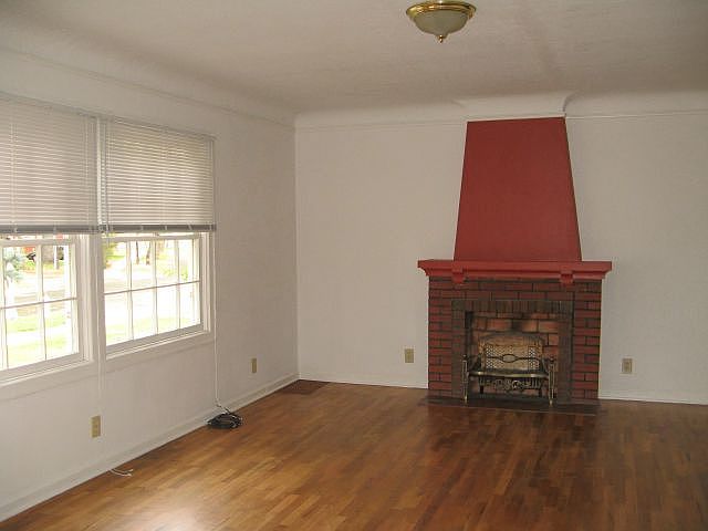 1st image of 106 Avenue C