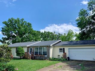 931 Carlton St, Mountain Grove, MO 65711