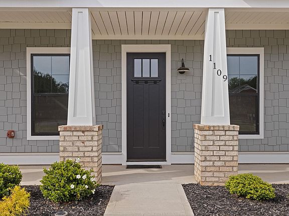 3rd image of 1109 Syrah Ln