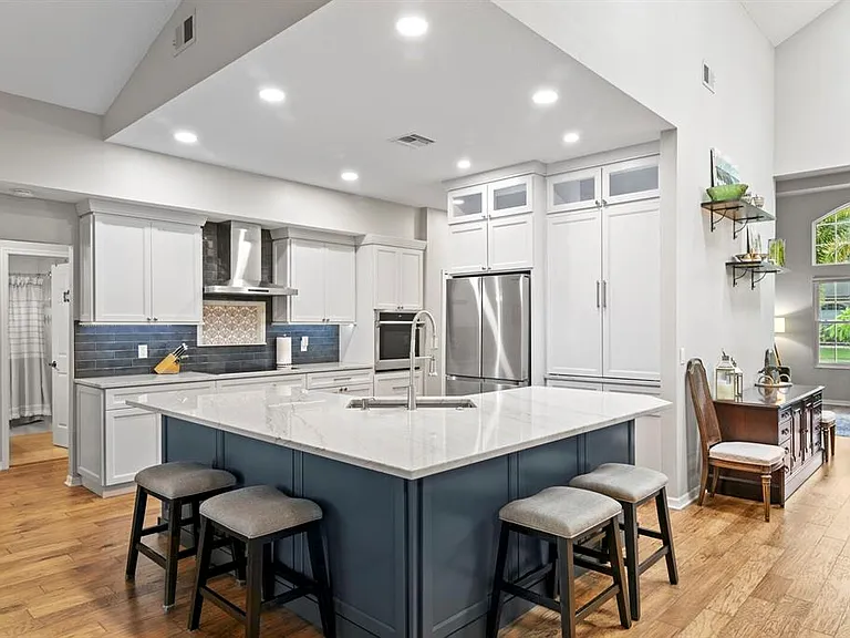 8412 Ridgebrook Cir — Photo 35