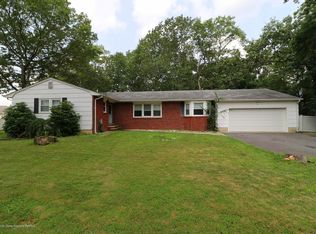 250 Juniper Ln, Forked River, NJ 08731