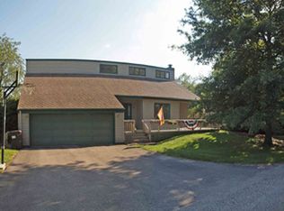 2086B County Road 125 E, Mahomet, IL 61853