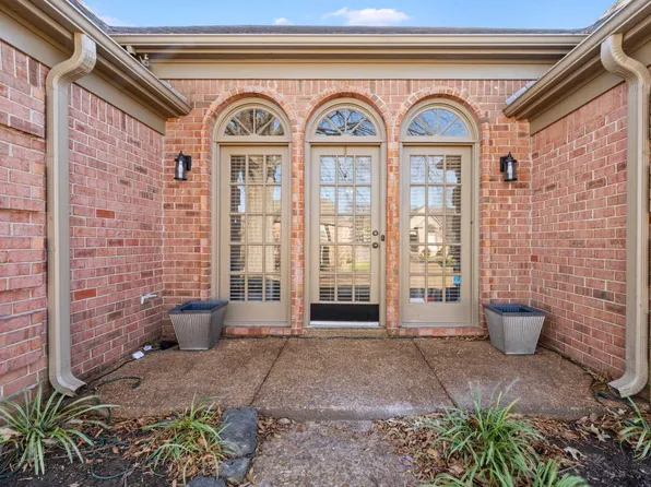 7617 Dexter Hollow Dr, Cordova, TN 38016
