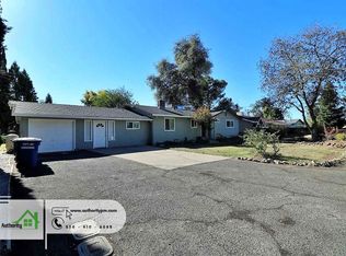 6738 E Waverly Ave, Redding, CA 96001