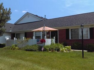 3898 Crestfield Dr, Groveport, OH 43125