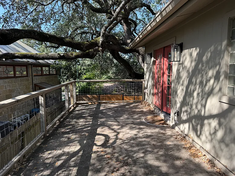 3709 Meredith St — Photo 36