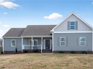 33134 Pebble Brook Dr, Franklin, VA 23851