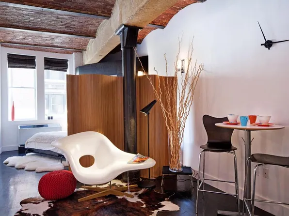 9 Barrow Street image 1 of 5