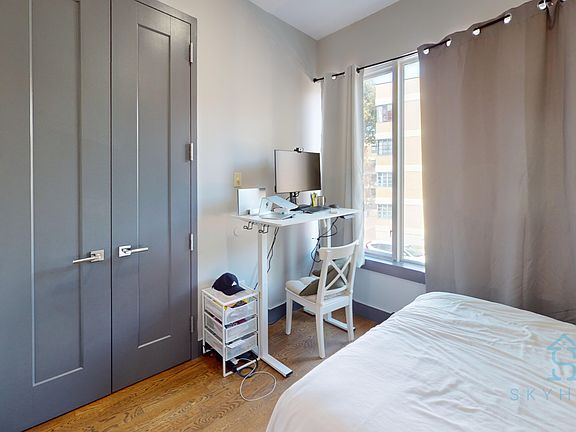 5th image of 196 Scholes St #2F