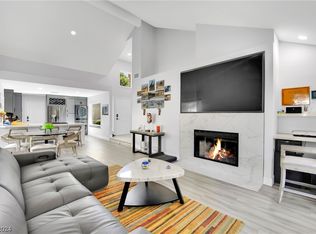 7048 Bright Springs Ct, Las Vegas, NV 89113