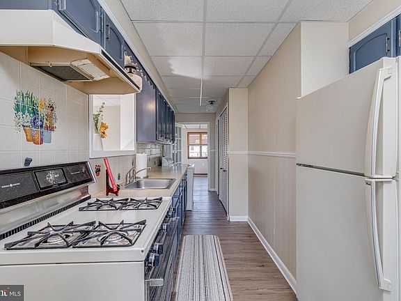 5th image of 917 Rigg Rd