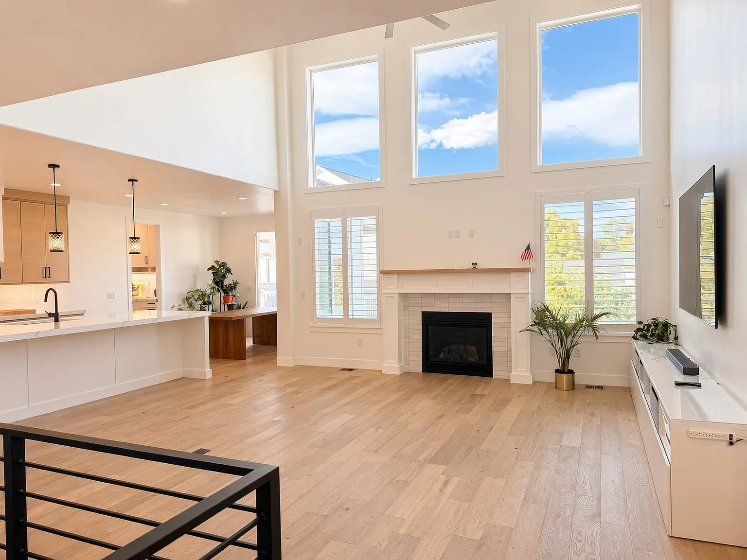 W Jordan River Dr, South Jordan — Photo 1