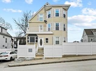 22 Pemberton St #2, Worcester, MA 01610