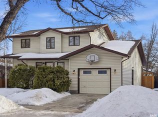 407 111th St W, Saskatoon, SK S7N1T6