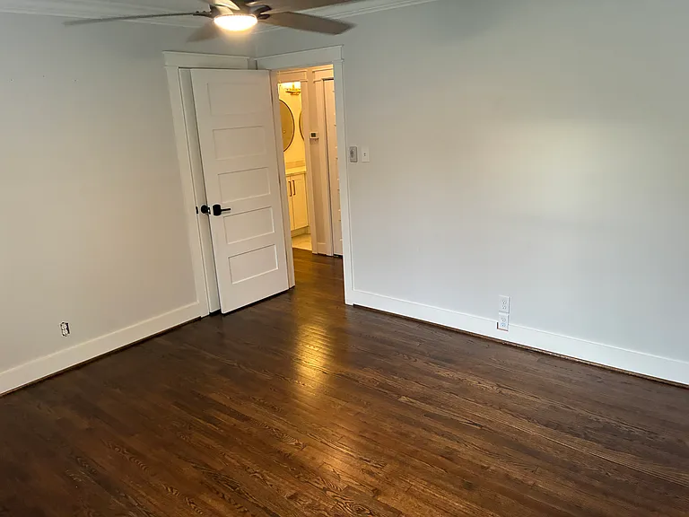801 Grove St — Photo 24