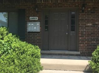 14823 Kilpatrick Ave APT 1E, Midlothian, IL 60445