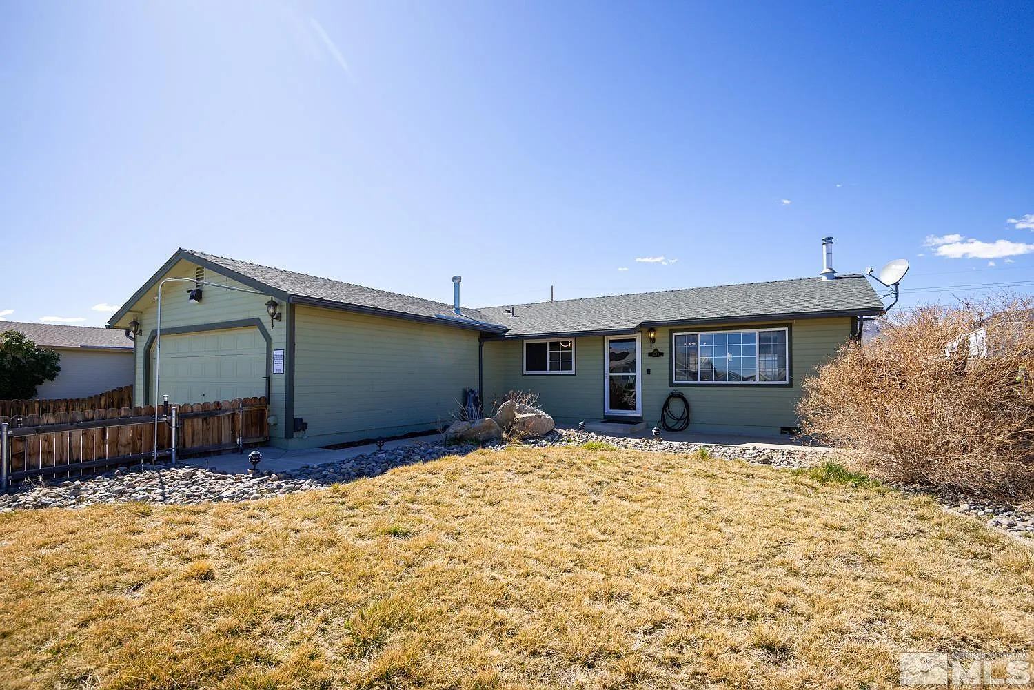 1023 Dwight Way photo 1