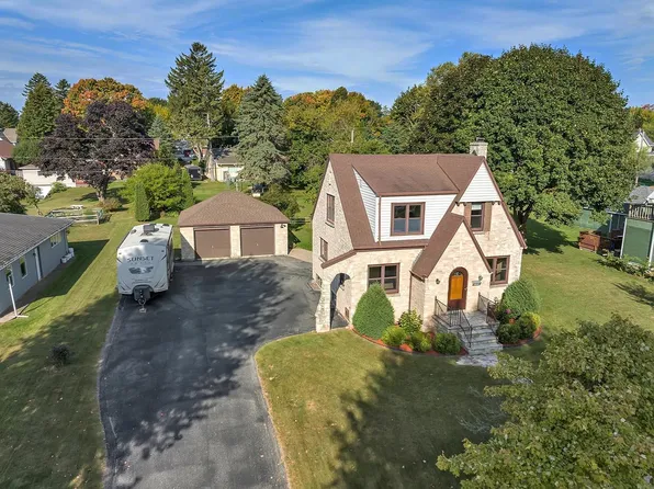 1223 Milwaukee St, Kewaunee, WI 54216