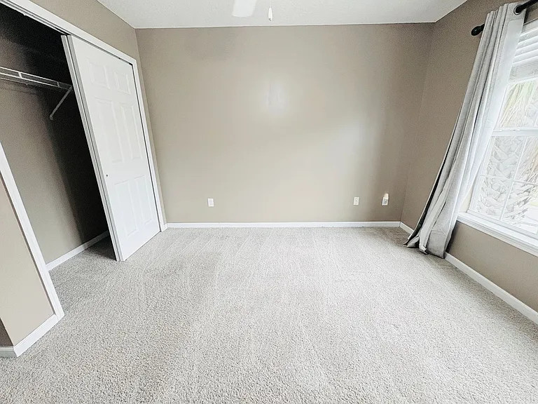 5950 Round Table Rd — Photo 20