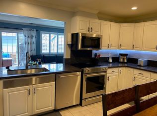 1411 Saint James Pkwy, Concord, CA 94521