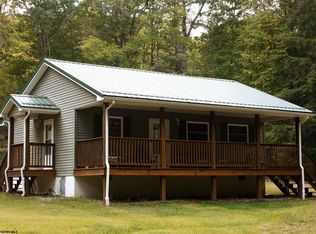 6 Waybright Ln, Green Bank, WV 24944