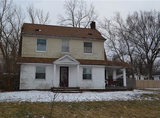 253 Emerson Ave, Berea, OH 44017