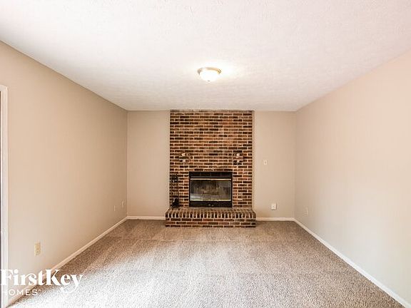 3rd image of 5813 Beau Jardin Dr