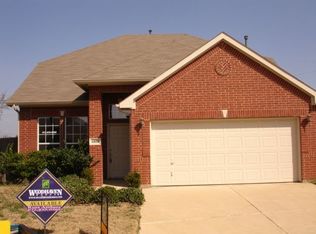 6803 Shore Breeze Ct, Arlington, TX 76016