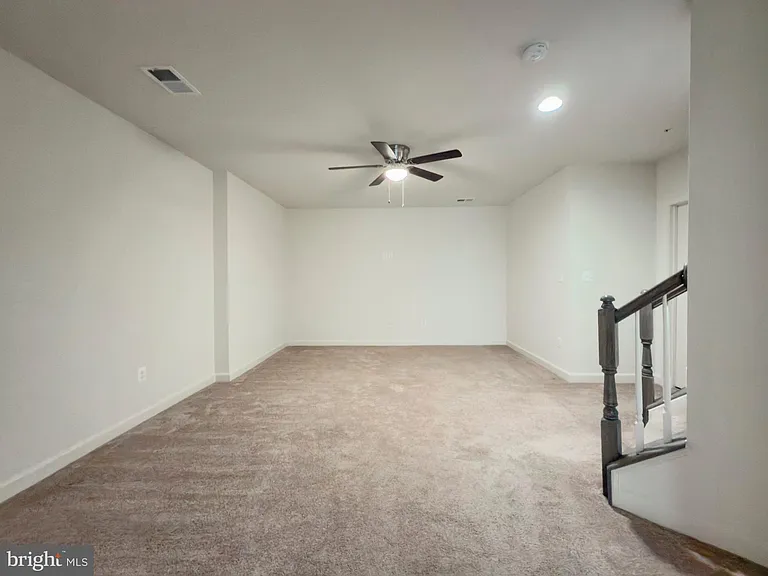 306 Buckeye Cir — Photo 62